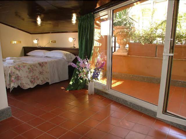 Camera Tripla con Balcone
